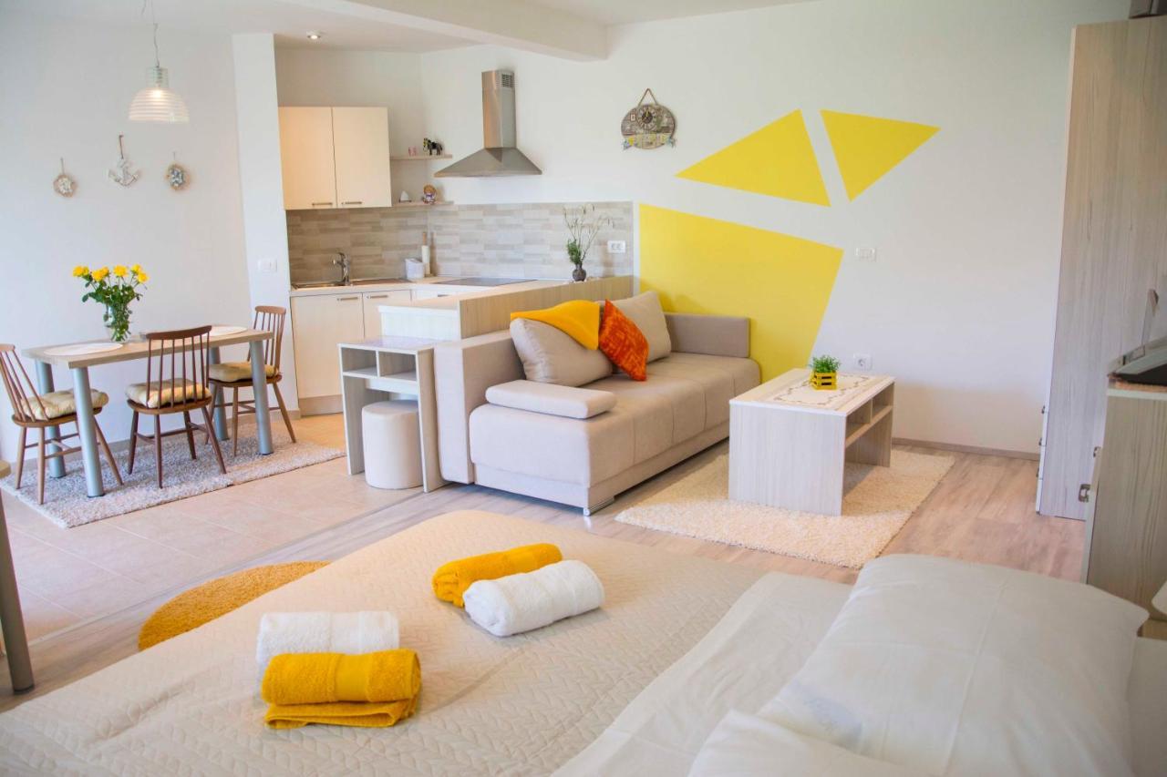 Vila Palma - App Palma & Room Figa Ankaran Exterior photo